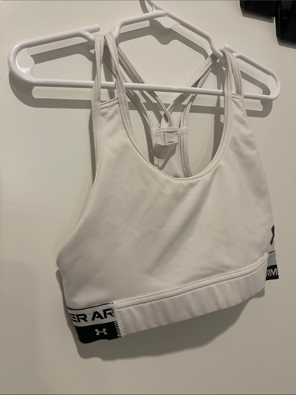 Under Armour White Strappy Racerback Sports Bra with Elastic Band